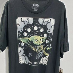 Star Wars The Mandalorian Baby Yoda Grogu T-Shirt The Child Size Large New